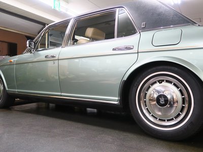 ROLLS-ROYCE SILVER SPUR - 4