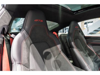 صورة مصغرة 13 لـ 2026 Porsche 911