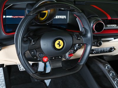 2020 Ferrari 812 SUPERFAST — миниатюра 11