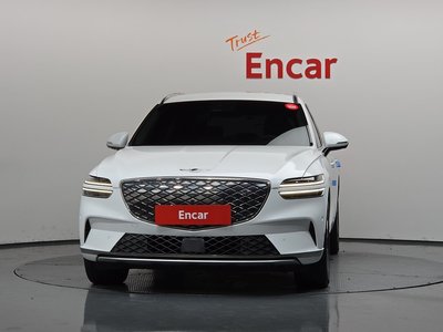 2022 Genesis ELECTRIFIED GV70 photo 2