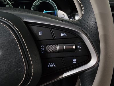 2022 Genesis ELECTRIFIED GV70 thumbnail 24