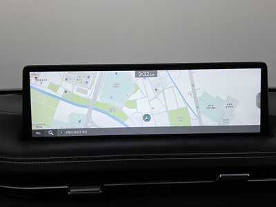 2022 Genesis ELECTRIFIED GV70 thumbnail 19