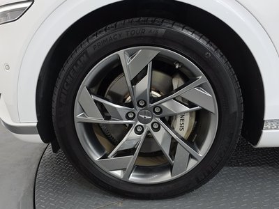 2022 Genesis ELECTRIFIED GV70 photo 6