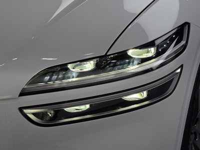 2022 Genesis ELECTRIFIED GV70 photo 9
