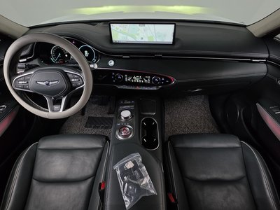 2022 Genesis ELECTRIFIED GV70 photo 5
