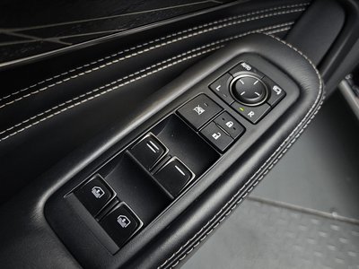 2022 Lexus LS thumbnail 29