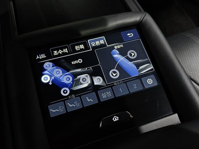 2022 Lexus LS thumbnail 36