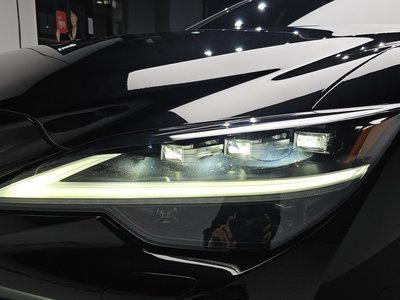 صورة 10 لـ 2022 Lexus LS