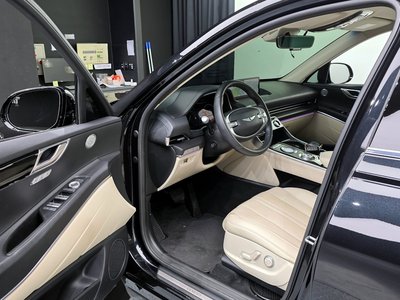 GENESIS GV80 - 10