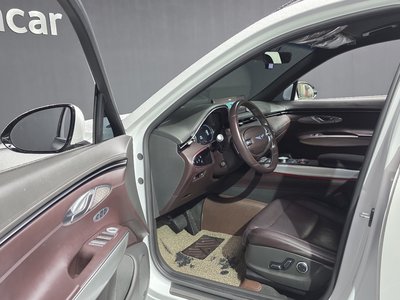 2021 Genesis GV70 thumbnail 11