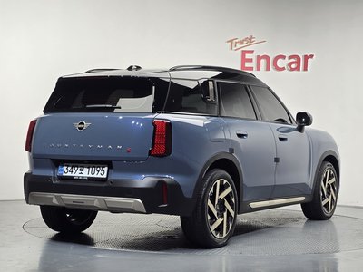 صورة 4 لـ 2025 MINI COOPER S COUNTRYMAN