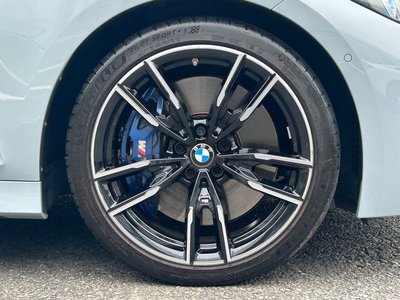 صورة 9 لـ 2023 BMW 3 SERIES