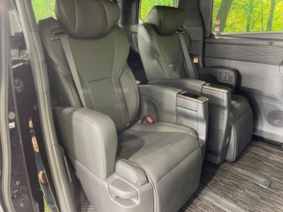 2024 TOYOTA ALPHARD photo 9