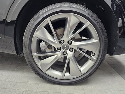 2021 Genesis GV70 photo 8