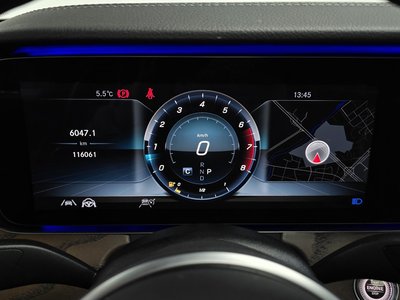 MERCEDES-BENZ E-CLASS - 8