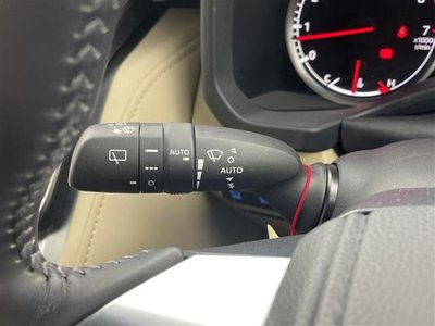 TOYOTA LAND CRUISER 300 - 7