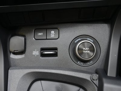 صورة مصغرة 20 لـ 2026 Toyota GR YARIS