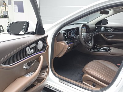 MERCEDES-BENZ E-CLASS - 10
