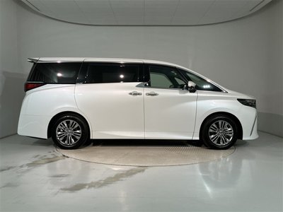 TOYOTA ALPHARD - 4