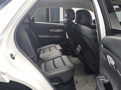 صورة مصغرة 12 لـ 2023 Genesis GV70
