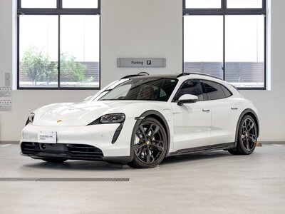 PORSCHE TAYCAN CROSS TURISMO