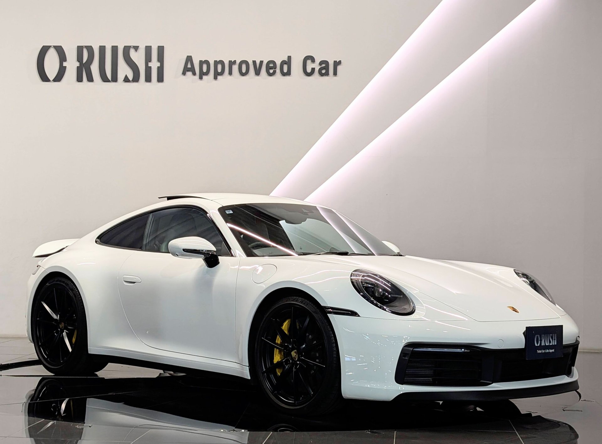 PORSCHE 911 - View 1