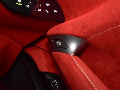 2025 FERRARI ROMA SPIDER — миниатюра 33