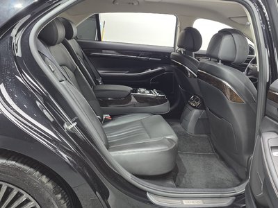 صورة مصغرة 17 لـ 2020 Genesis G90