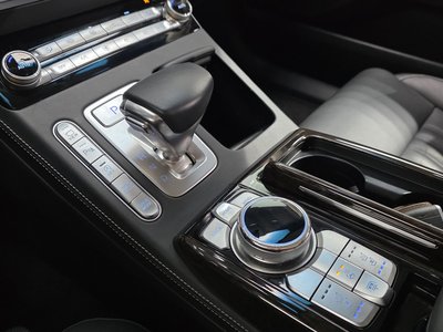 صورة مصغرة 12 لـ 2020 Genesis G90