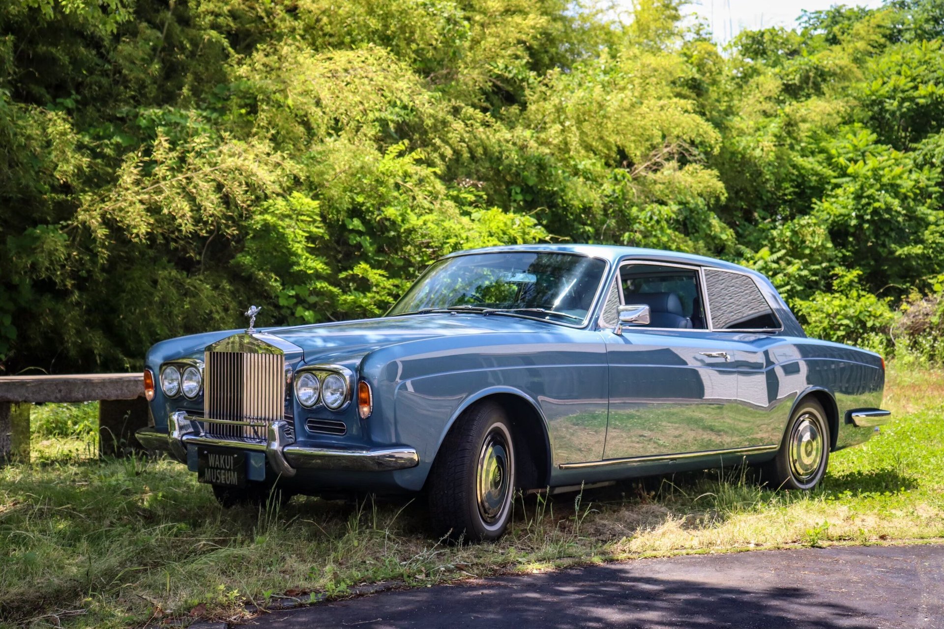 ROLLS ROYCE CORNICHE COUPE - View 1