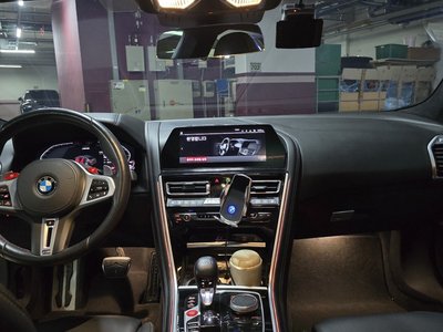 BMW M8 - 4