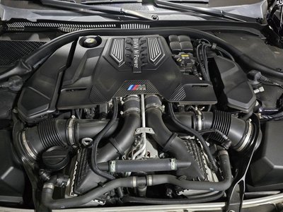 BMW M8 - 7