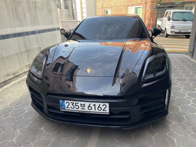 PORSCHE PANAMERA - 1