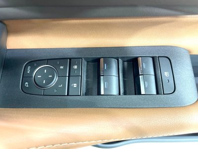 صورة مصغرة 50 لـ 2025 Toyota VELLFIRE