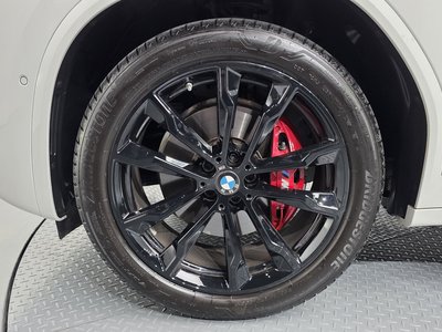 صورة 6 لـ 2025 BMW X4