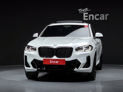 صورة 2 لـ 2025 BMW X4