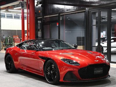 ASTON MARTIN DBS SUPERLEGGERA - 1