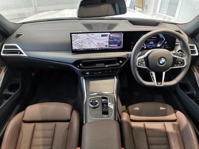 2025 BMW 3 SERIES TOURING 照片 2