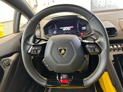 صورة 9 لـ 2020 Lamborghini HURACAN