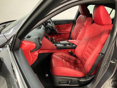 LEXUS IS - 9