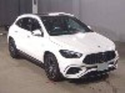 MERCEDES-BENZ GLA - 1