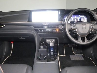 TOYOTA CROWN SPORT - 2