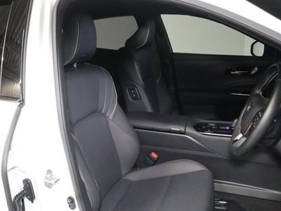 TOYOTA CROWN SPORT - 9