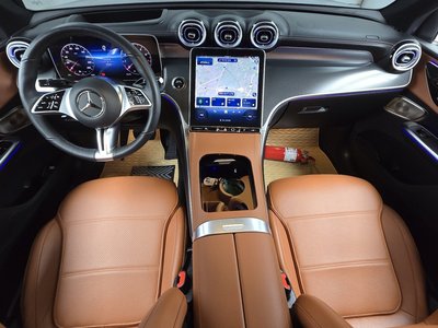 صورة 5 لـ 2025 Mercedes-BENZ GLC