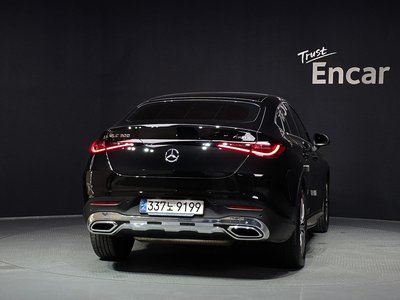 صورة 3 لـ 2025 Mercedes-BENZ GLC