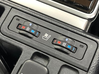 TOYOTA LAND CRUISER PRADO - 7