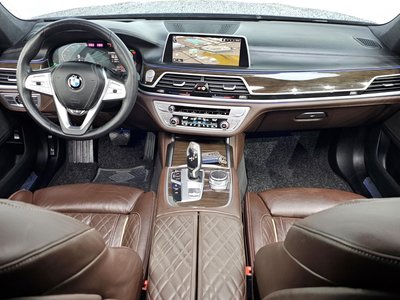BMW 7 SERIES - 5