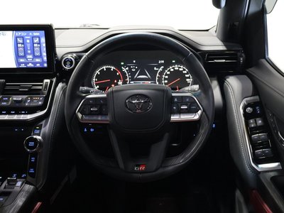 2023 Toyota LAND CRUISER 300 缩略图 25