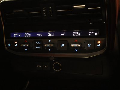 2023 Toyota LAND CRUISER 300 缩略图 11