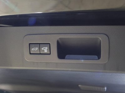 2023 Toyota LAND CRUISER 300 缩略图 13